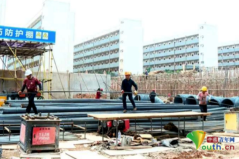 抓进度抢工期 江西于都有序推进产业园项目建设BB电子 BB电子游戏(图1)
