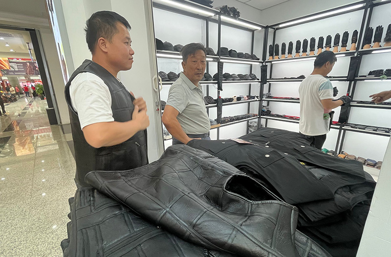 乌鲁木齐城北新BB电子 BB电子的网站`入口增一家皮草批发市场(图2)
