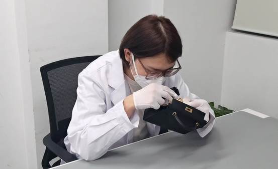 中恒信奢品鉴定：BB电子 BB电的app奢侈品鉴定未来十年仍旧离不开“人眼”(图1)