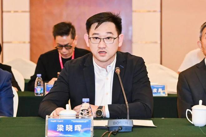 BB电子 BB电子的游戏“十城联动”！服装电商产业迎来新景象(图5)