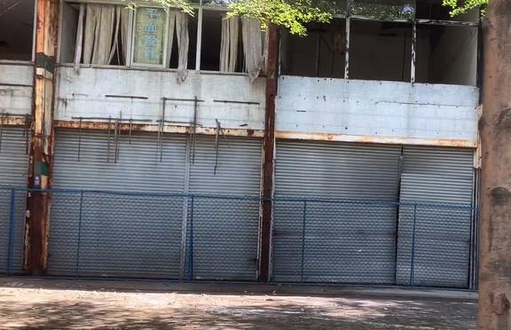 东莞黄江：10万人厂撤离商业街全部关门一铺难求成烫手山(图1)