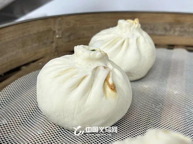 义乌箱包女王：曾经资产过亿现在每天卖18小时包子！BB电子(图2)
