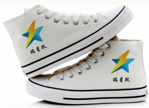 BB电子瑞星跃携手艺术体操冠军杨晓彤引领时尚生活新潮流(图2)